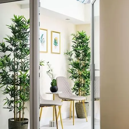 Hébergement de vacances Designed For Contractors And Families