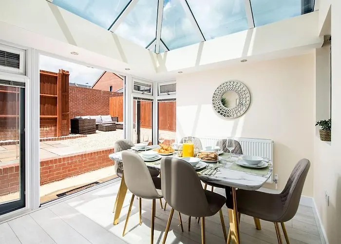 Designed For Contractors And Families Ferienhaus *