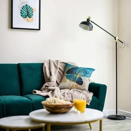 Holiday home Designed For Contractors And Families